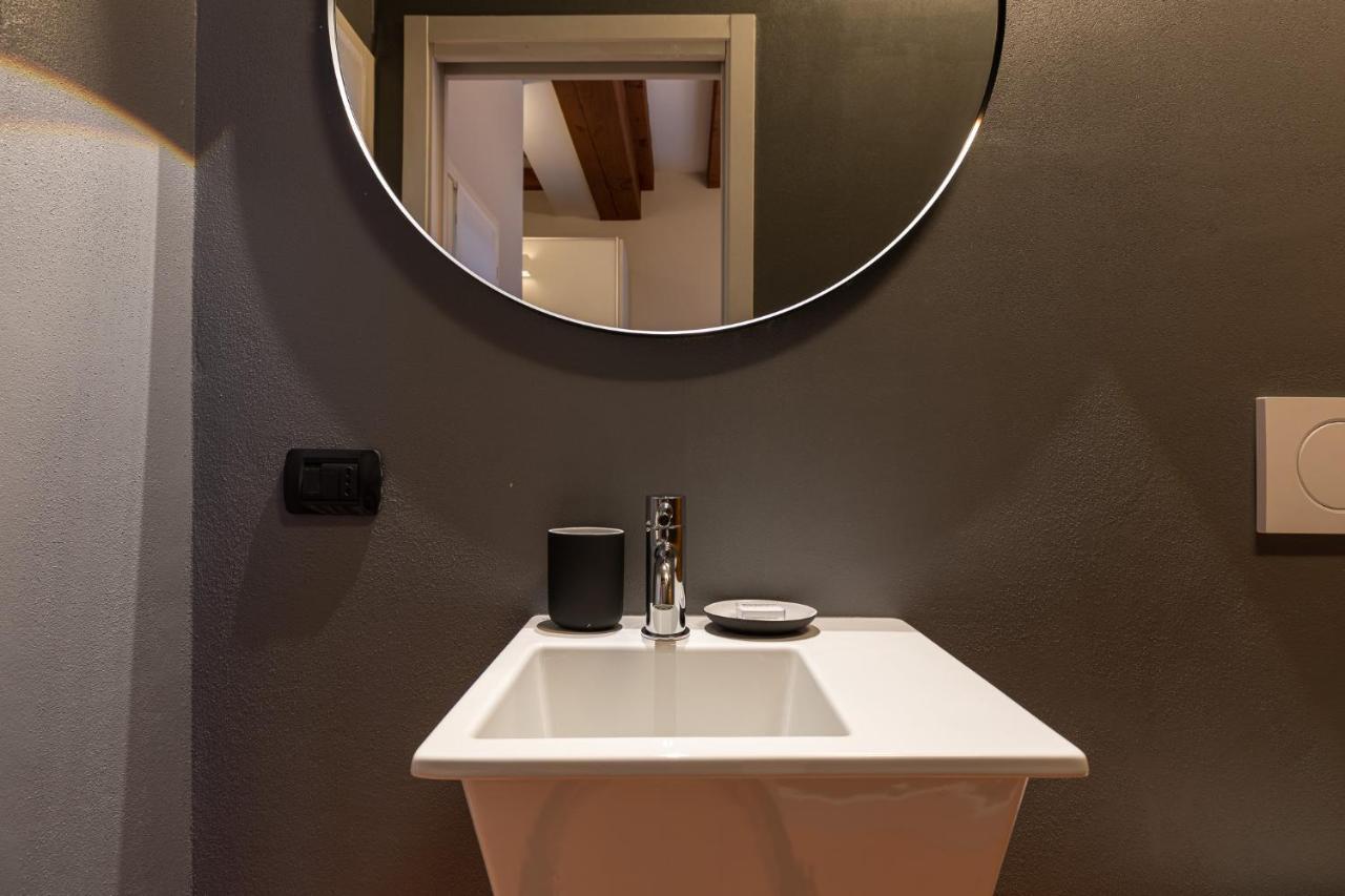 Beplace Apartments In Isola Milano Exterior foto