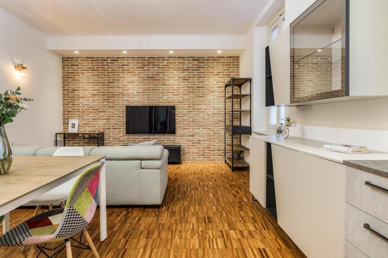 Beplace Apartments In Isola Milano Exterior foto